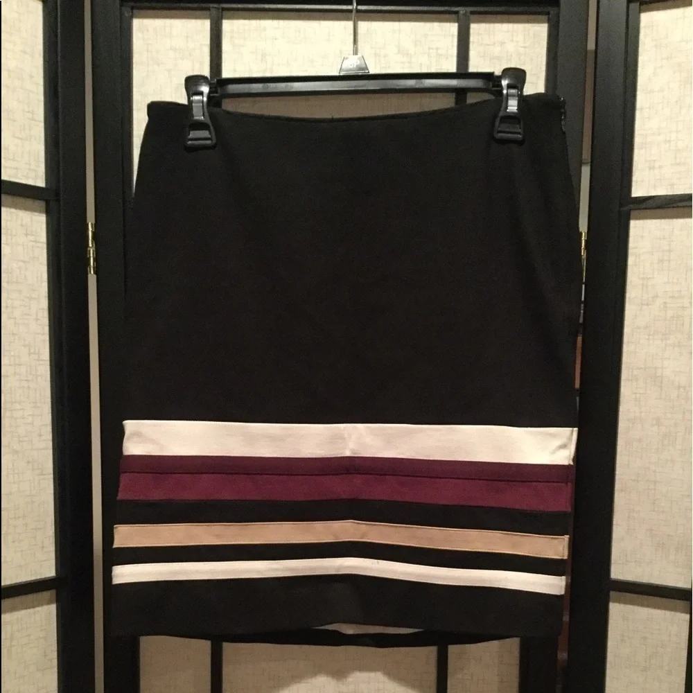 White House Black Market Skirt Size 2
